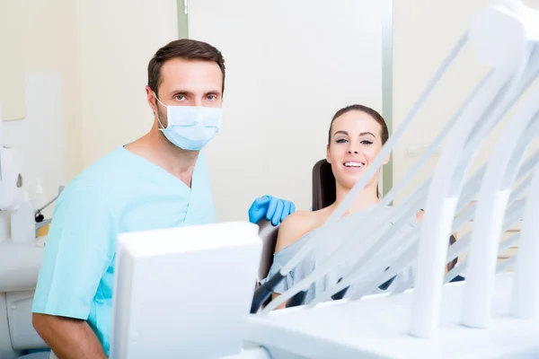 Young woman at the Dentist — Stock Photo, Image